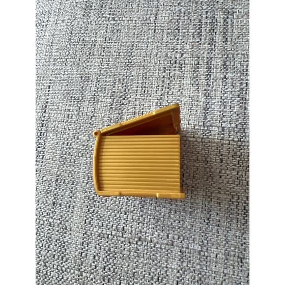 Ever After High Doll Apple White Legacy Day Gold Book Diary No key - Picture 4 of 5